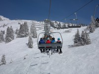 Un día de esquí desde la casa rural de León la Bolera