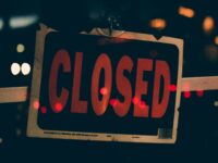 Cerrados hasta nueva orden