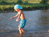 Lugares naturales para refrescarse en verano cerca de Robles de Laciana